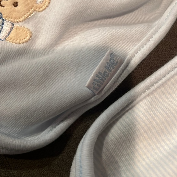 Baby Bibs - Picture 4 of 5